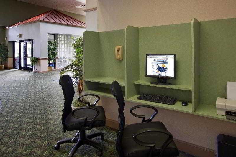 Travelodge By Wyndham Нью-Браунфелс Екстер'єр фото